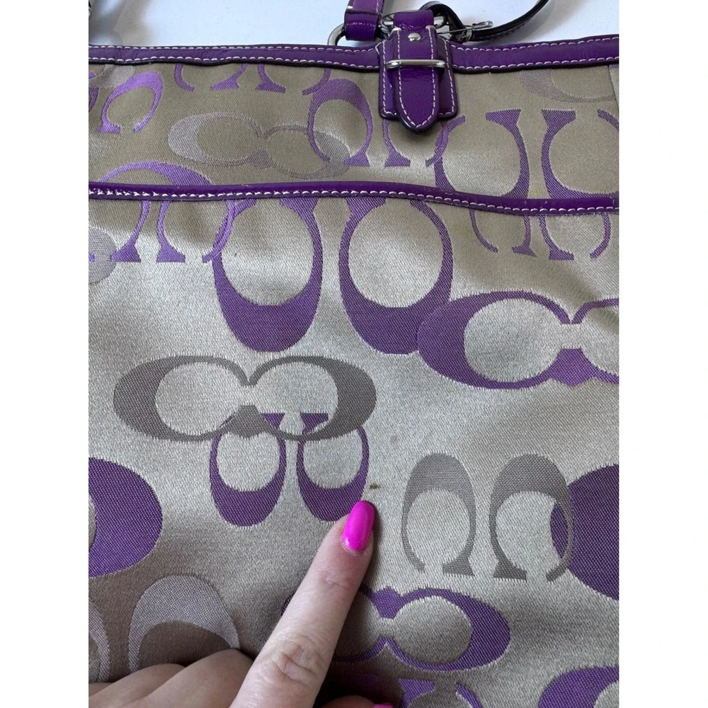 Y2K Coach Signature Tote Bag Women Purple Tan Monogram Patent Trim Aesthetic - Picture 5 of 12